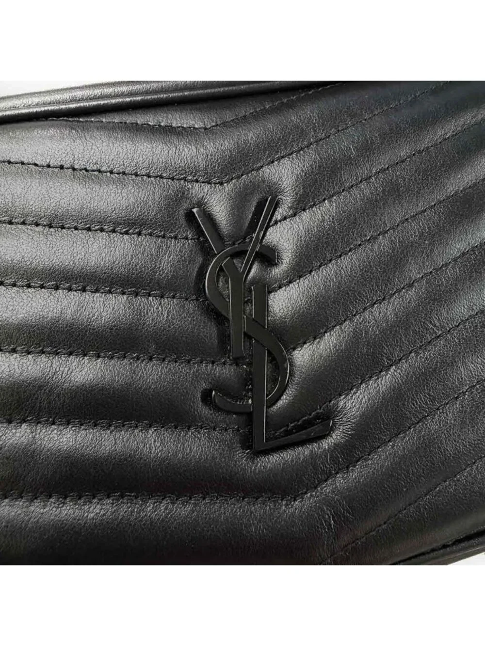 Saint Laurent Lou Chain Shoulder Bag Leather Black